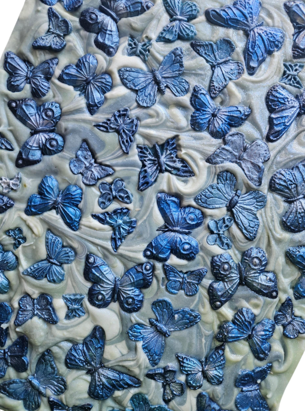 Soft Blue Skies (Refreshing & Airy) - Cow Milk Soap