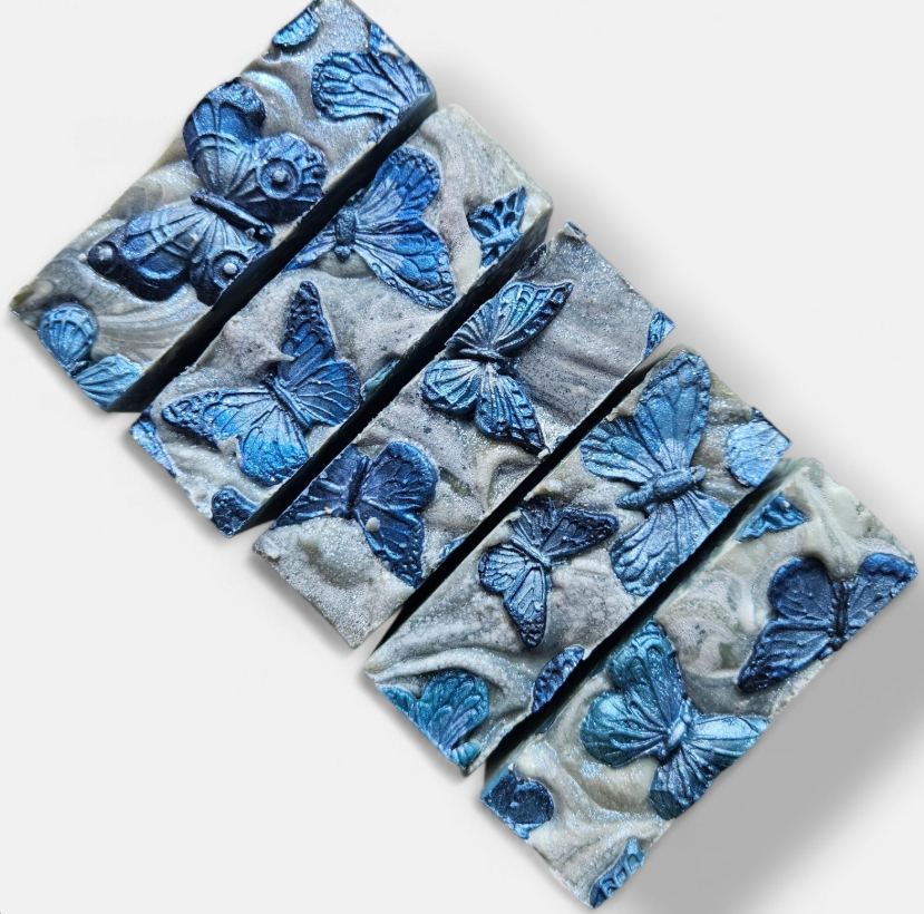 Soft Blue Skies (Refreshing & Airy) - Cow Milk Soap